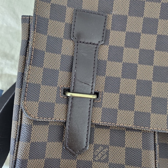 Statement piece- Louis Vuitton Broadway bag. Excellent Condition!!! main image 4